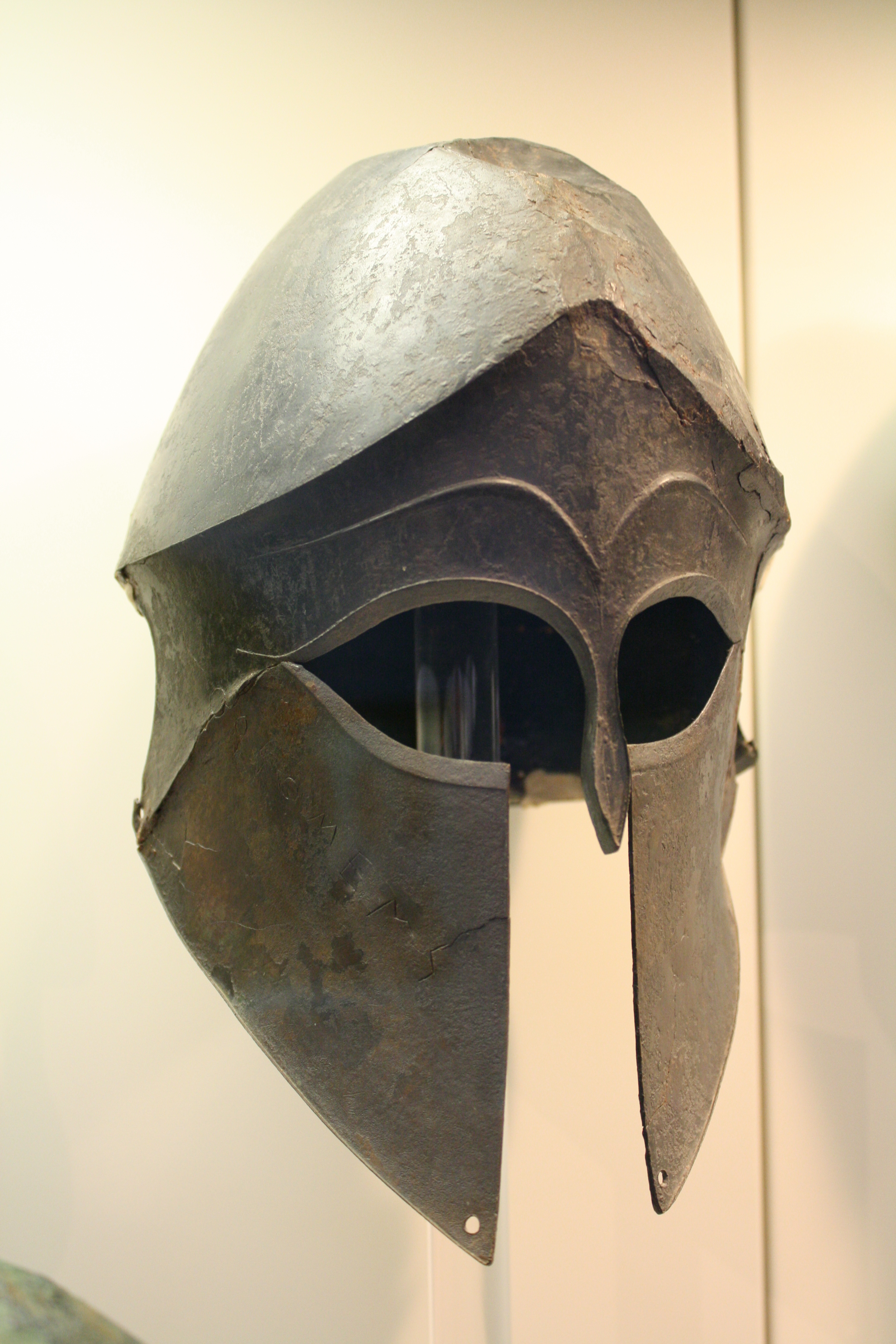 The Corinthian Helmet and Body Armor | The Hoplite Battle Experience