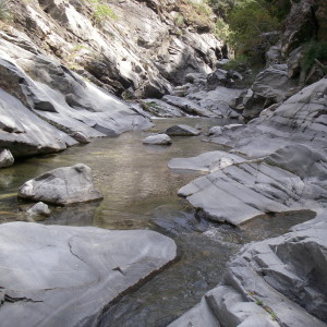 bedrock rivers
