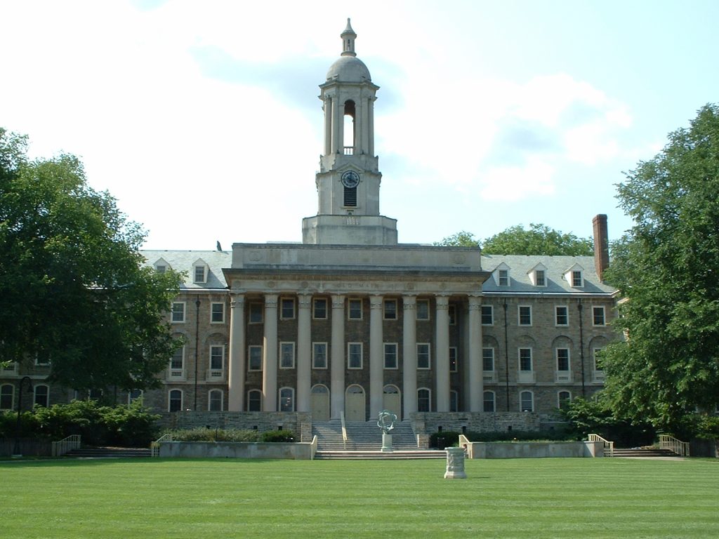 Top 5 Spots to See on a Campus Tour