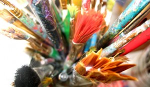 creative-paint-brushes
