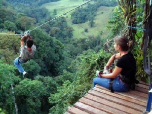 costa-rica-zipline-canopy-tours