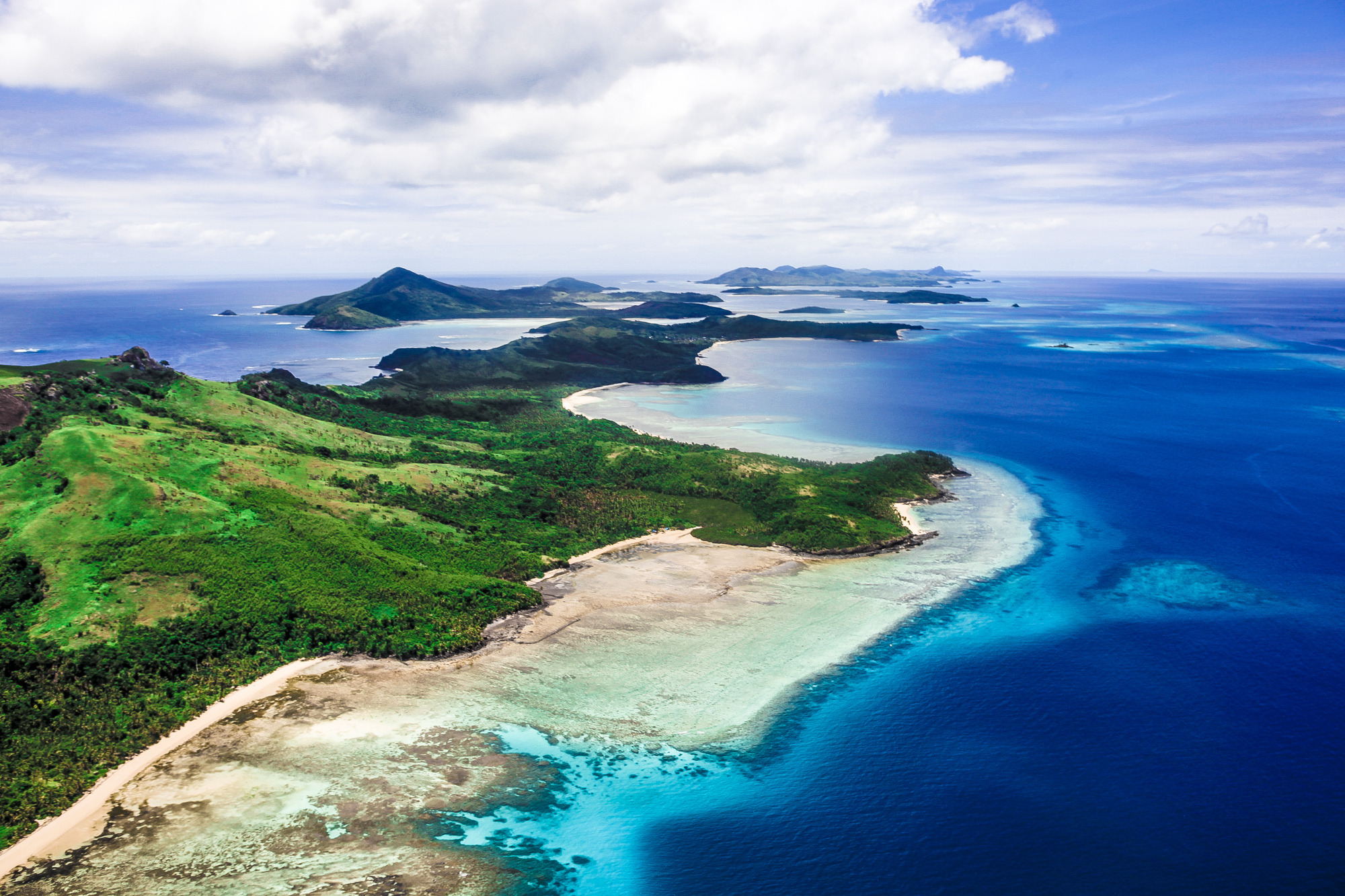 World Visits: Fiji Wonderful Holiday Destination, Islands Resorts ...